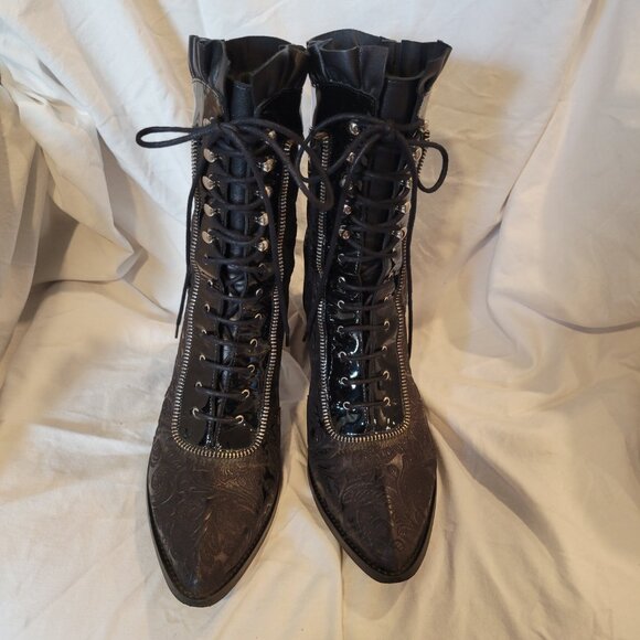 Fluevog Powerhouse Alexandria Lace-Up Boots with a Leather Ruffle Size 9 - Picture 2 of 12